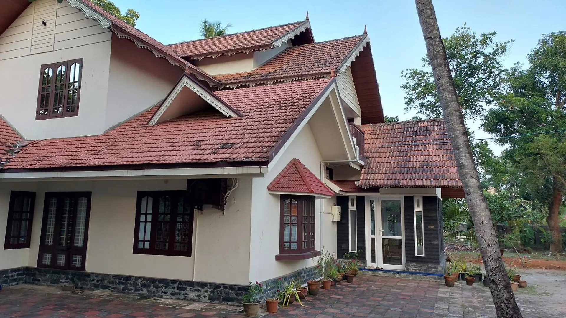 Saras Home Alappuzha Beach 0*,