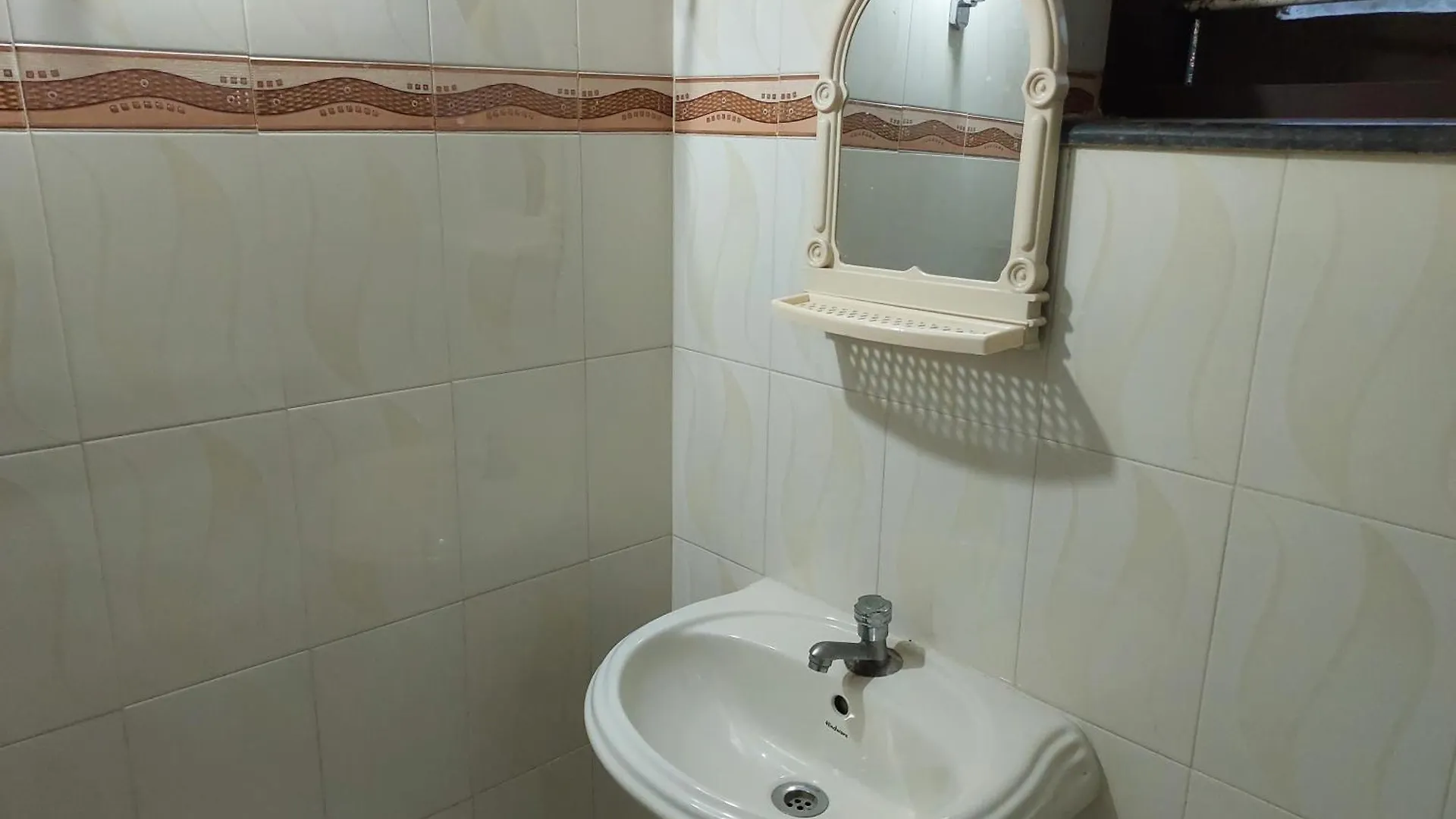 Saras Home Alappuzha Beach Apartment